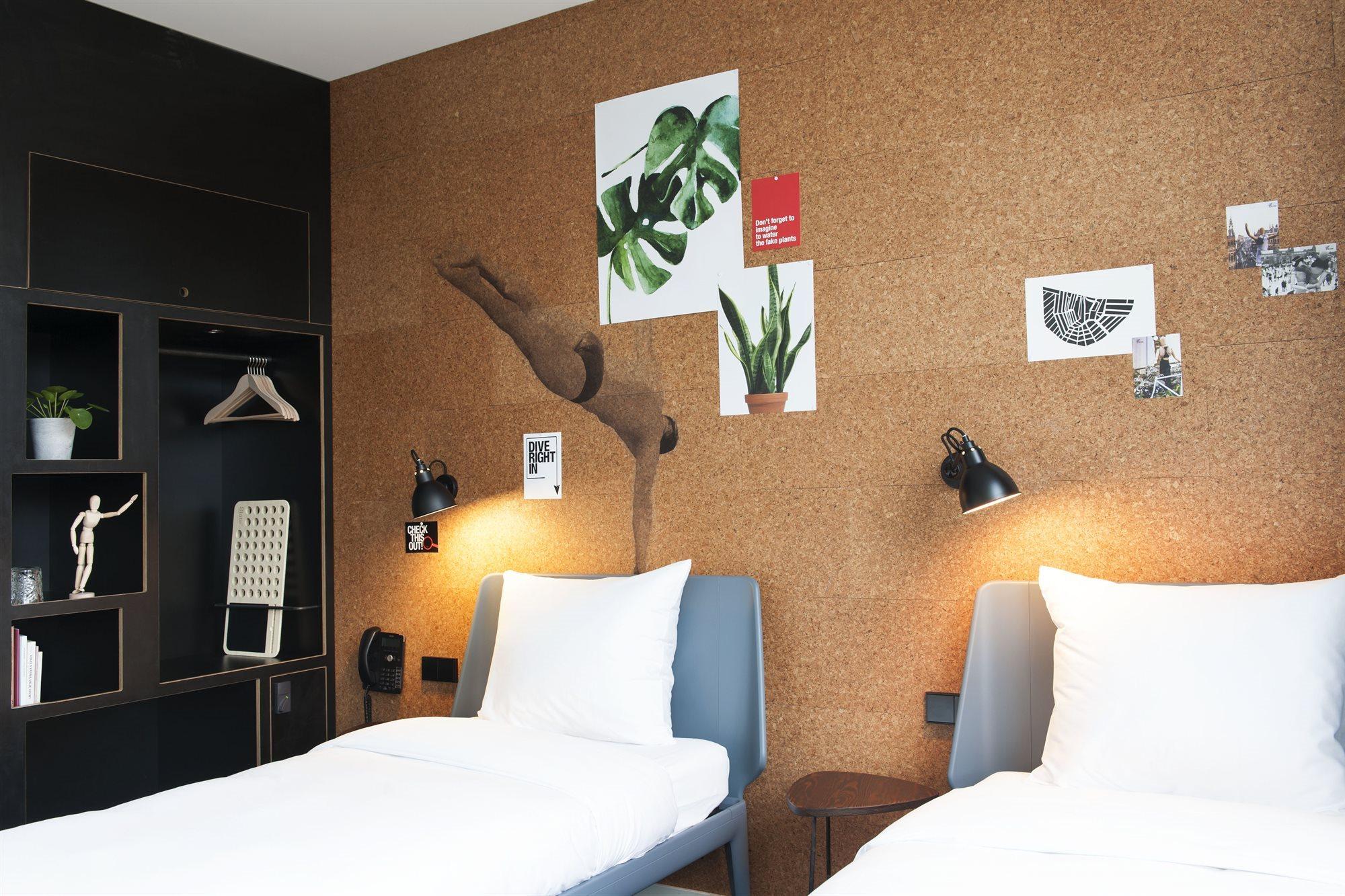 Conscious Hotel Amsterdam City - The Tire Station エクステリア 写真