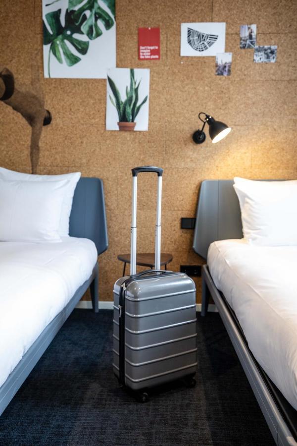 Conscious Hotel Amsterdam City - The Tire Station エクステリア 写真