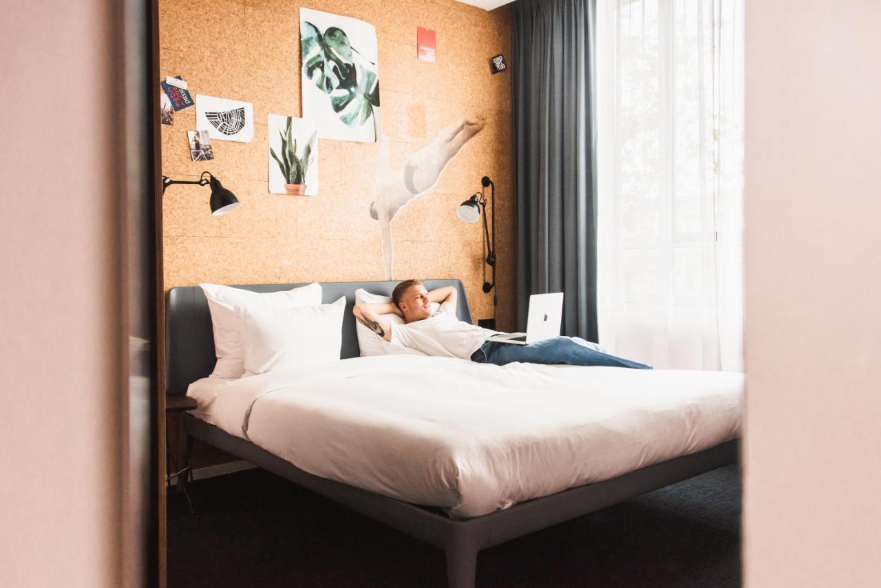 Conscious Hotel Amsterdam City - The Tire Station エクステリア 写真